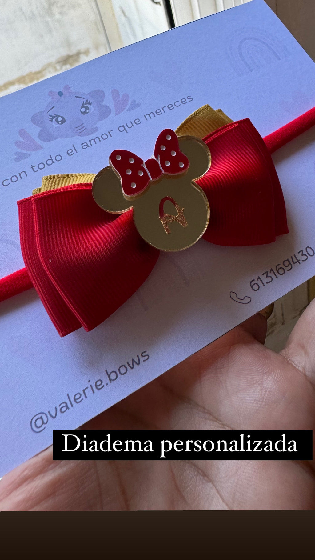 Lazo pequeño con aplique silueta Minnie