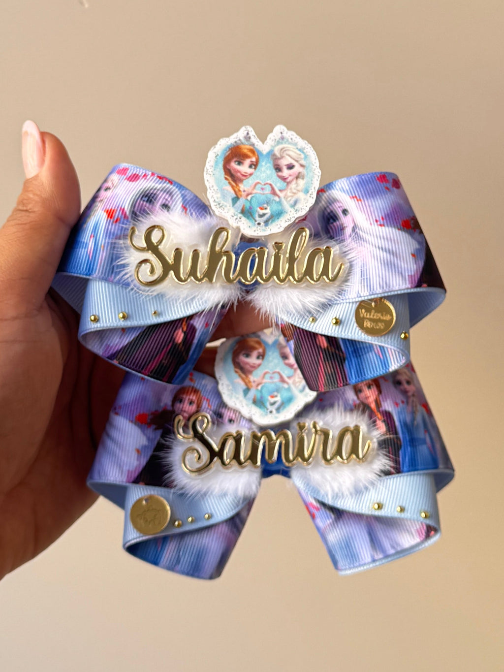 Lazo Personalizado con Aplique de Resina